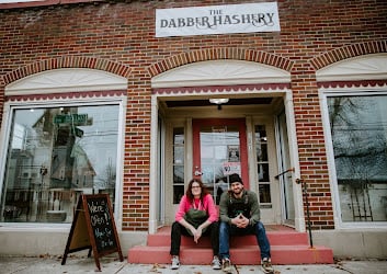 The Dabbery Hashery storefront